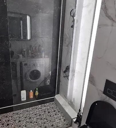 Black Retro Flat Apartment *
